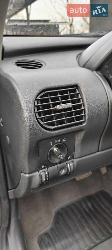 Хэтчбек Opel Corsa 2002 в Киеве фото 16 Хэтчбек Opel Corsa 2002 в Киеве