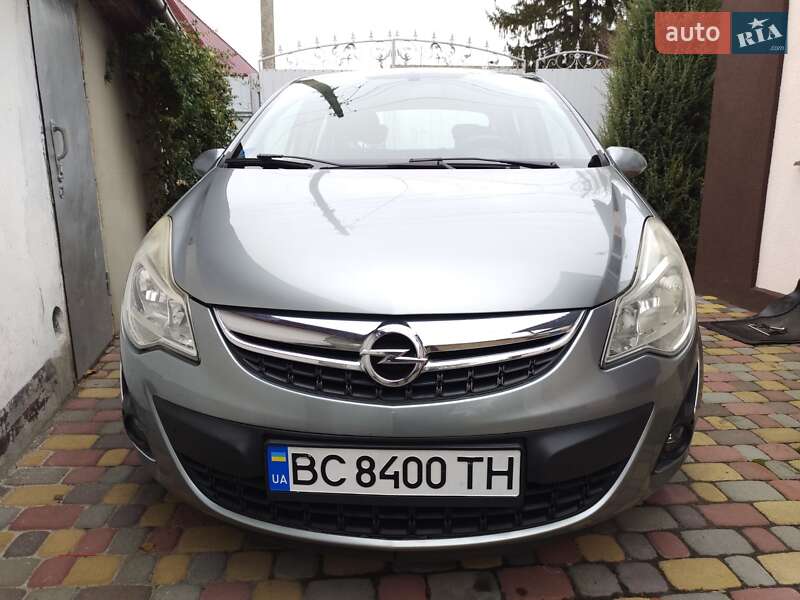 Хэтчбек Opel Corsa 2012 в Лубнах фото Хэтчбек Opel Corsa 2012 в Лубнах