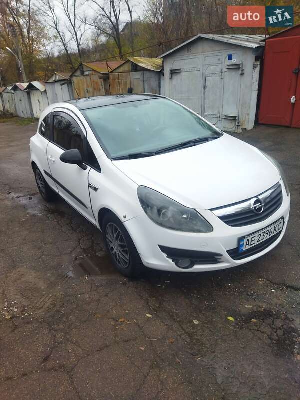 Хетчбек Opel Corsa 2007 в Києві фото 2 Хетчбек Opel Corsa 2007 в Києві