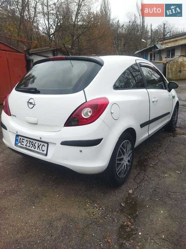Хетчбек Opel Corsa 2007 в Києві фото 5 Хетчбек Opel Corsa 2007 в Києві
