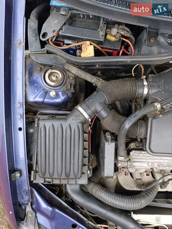 Хэтчбек Opel Corsa 1996 в Днепре