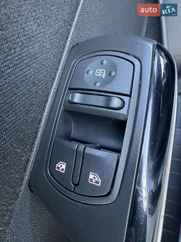 Хэтчбек Opel Corsa 2008 в Луцке фото 34 Хэтчбек Opel Corsa 2008 в Луцке