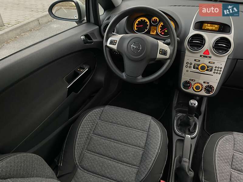Хетчбек Opel Corsa 2007 в Києві фото 46 Хетчбек Opel Corsa 2007 в Києві