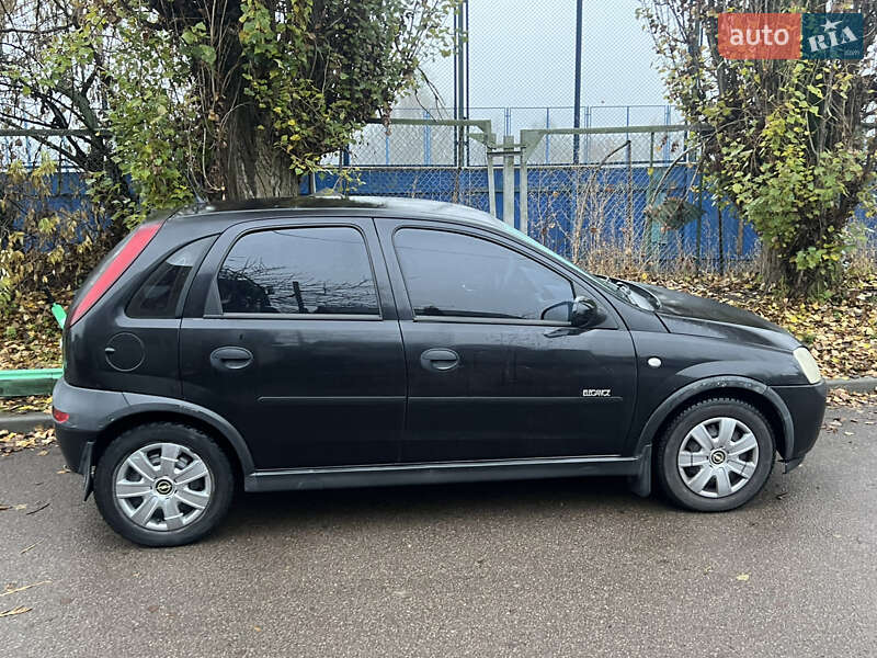 Хэтчбек Opel Corsa 2003 в Белой Церкви