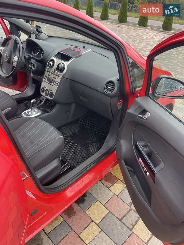 Хетчбек Opel Corsa 2007 в Ужгороді