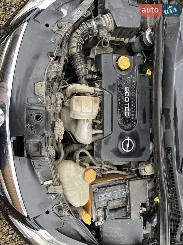 Хэтчбек Opel Corsa 2011 в Черновцах