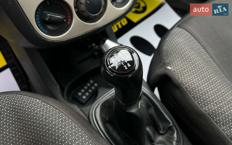 Хэтчбек Opel Corsa 2010 в Коломые