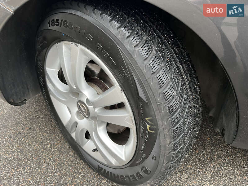 Хетчбек Opel Corsa 2010 в Києві