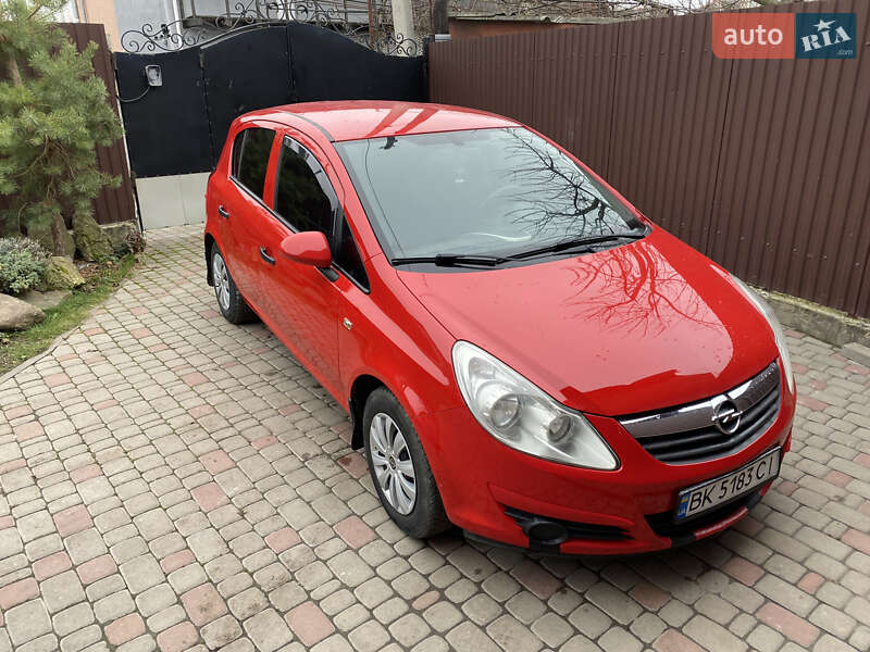 Хэтчбек Opel Corsa 2008 в Ровно фото 2 Хэтчбек Opel Corsa 2008 в Ровно