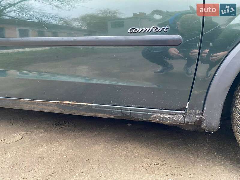 Хэтчбек Opel Corsa 2002 в Ромнах