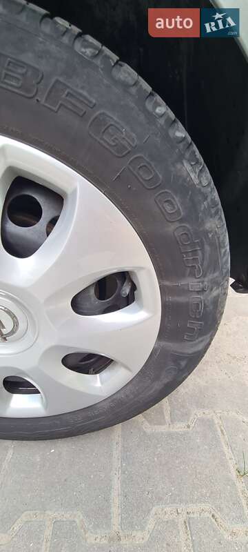 Хэтчбек Opel Corsa 2010 в Тернополе