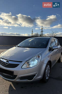 Хэтчбек Opel Corsa 2008 в Полтаве
