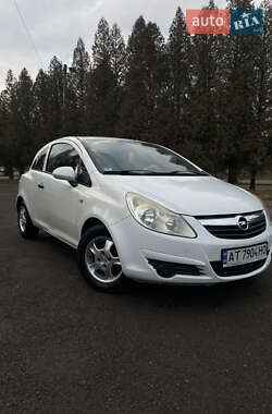 Хэтчбек Opel Corsa 2010 в Рожнятове