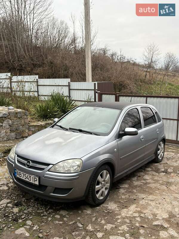 Хэтчбек Opel Corsa 2006 в Виннице