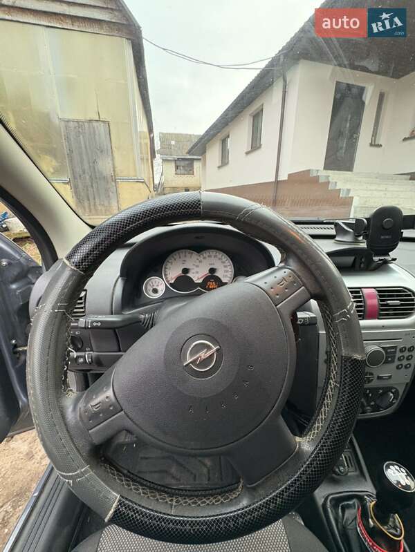 Хэтчбек Opel Corsa 2006 в Виннице