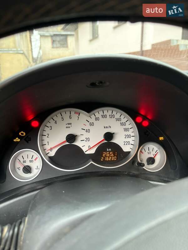 Хэтчбек Opel Corsa 2006 в Виннице