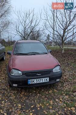 Хэтчбек Opel Corsa 1996 в Здолбунове