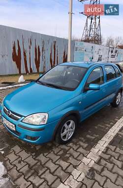 Хэтчбек Opel Corsa 2003 в Черновцах