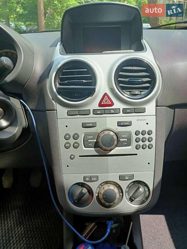 Хетчбек Opel Corsa 2013 в Львові фото 9 Хетчбек Opel Corsa 2013 в Львові
