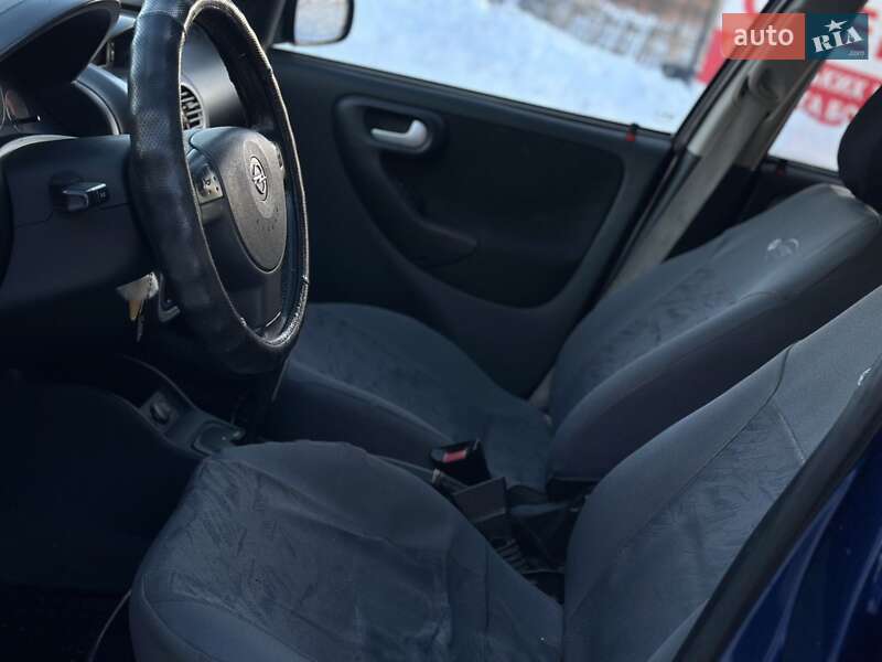 Хэтчбек Opel Corsa 2006 в Надворной