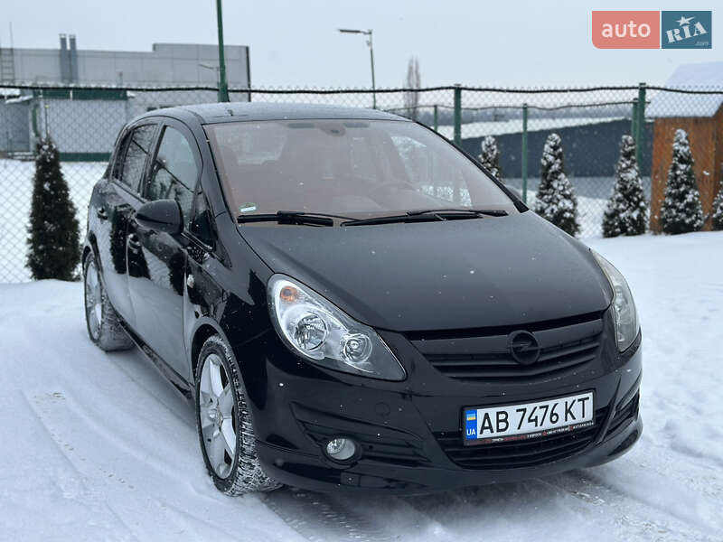 Хэтчбек Opel Corsa 2010 в Виннице