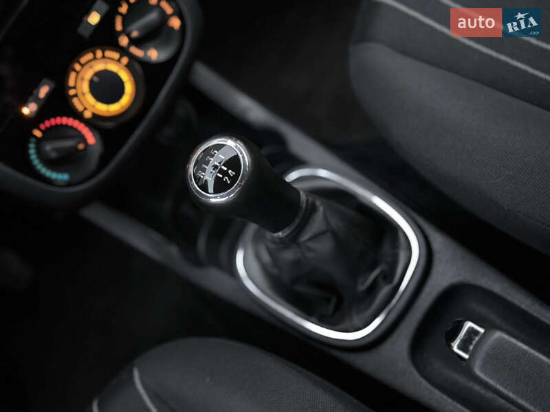Хэтчбек Opel Corsa 2011 в Стрые фото 44 Хэтчбек Opel Corsa 2011 в Стрые