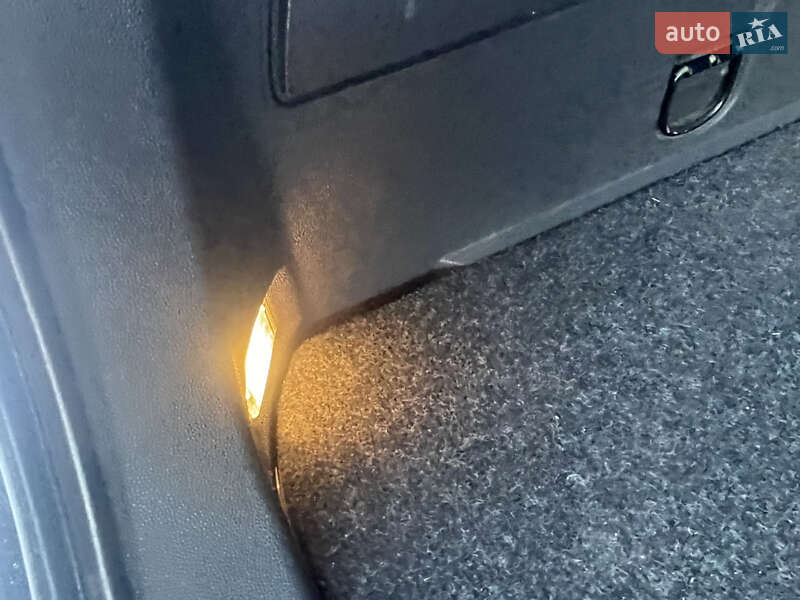 Хэтчбек Opel Corsa 2007 в Киеве