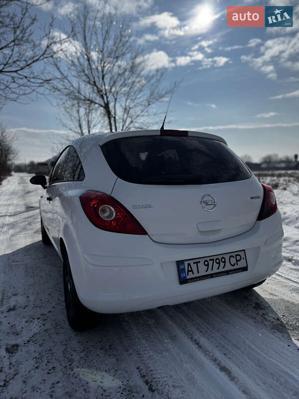 Хэтчбек Opel Corsa 2011 в Снятине фото 5 Хэтчбек Opel Corsa 2011 в Снятине