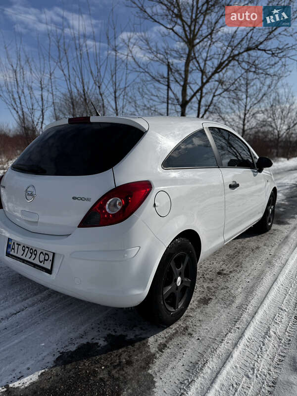 Хэтчбек Opel Corsa 2011 в Снятине фото 6 Хэтчбек Opel Corsa 2011 в Снятине