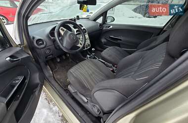 Хэтчбек Opel Corsa 2007 в Львове