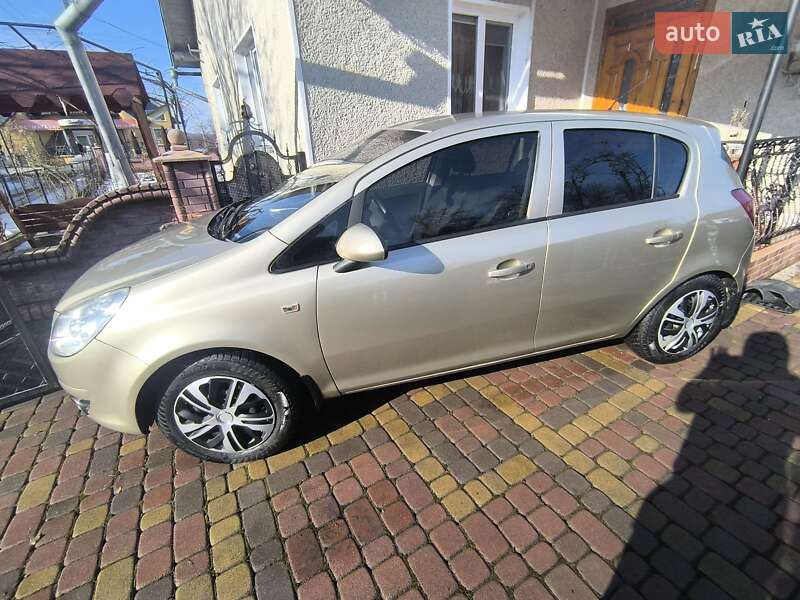Хэтчбек Opel Corsa 2008 в Надворной фото 3 Хэтчбек Opel Corsa 2008 в Надворной