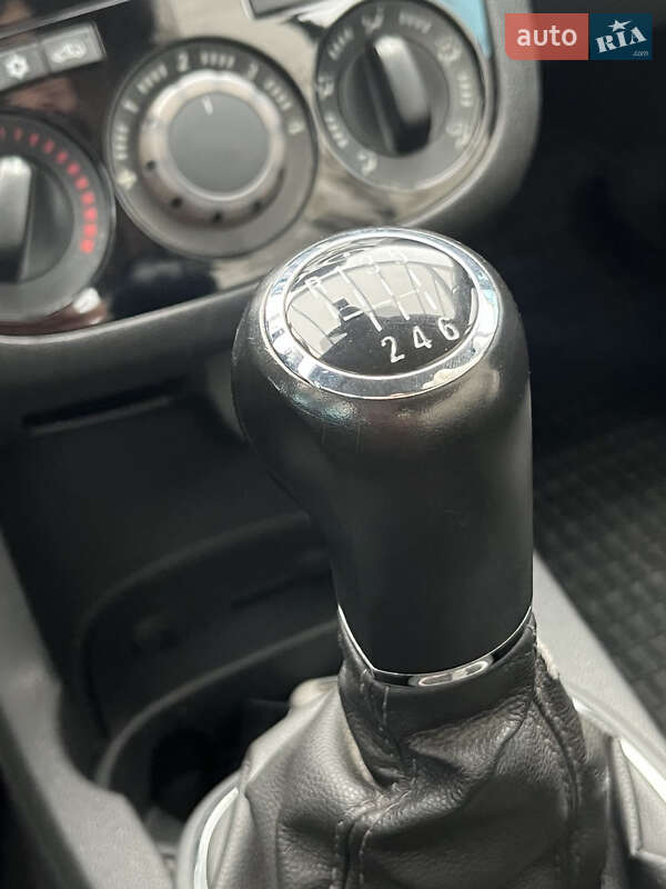 Хэтчбек Opel Corsa 2009 в Запорожье фото 11 Хэтчбек Opel Corsa 2009 в Запорожье