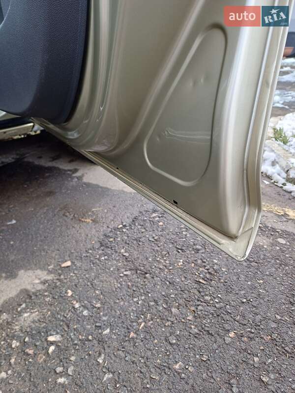 Хэтчбек Opel Corsa 2008 в Великодолинском