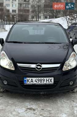 Хэтчбек Opel Corsa 2007 в Киеве