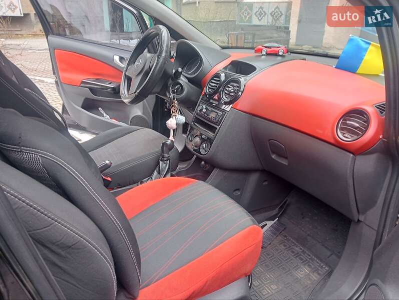 Хэтчбек Opel Corsa 2007 в Ивано-Франковске фото 5 Хэтчбек Opel Corsa 2007 в Ивано-Франковске