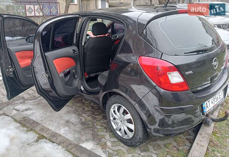 Хэтчбек Opel Corsa 2007 в Ивано-Франковске фото 3 Хэтчбек Opel Corsa 2007 в Ивано-Франковске