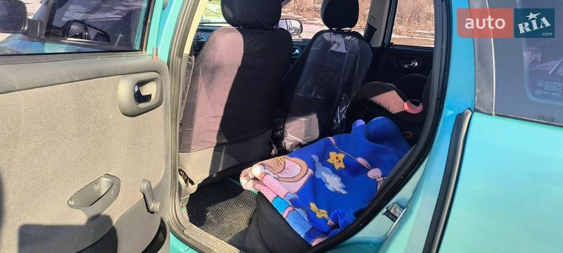 Хетчбек Opel Corsa 2003 в Дубні