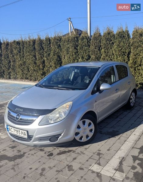 Хэтчбек Opel Corsa 2008 в Луцке