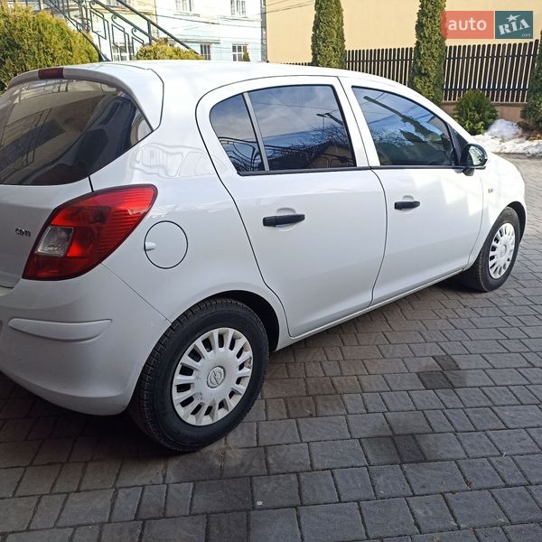 Opel Corsa 2011
