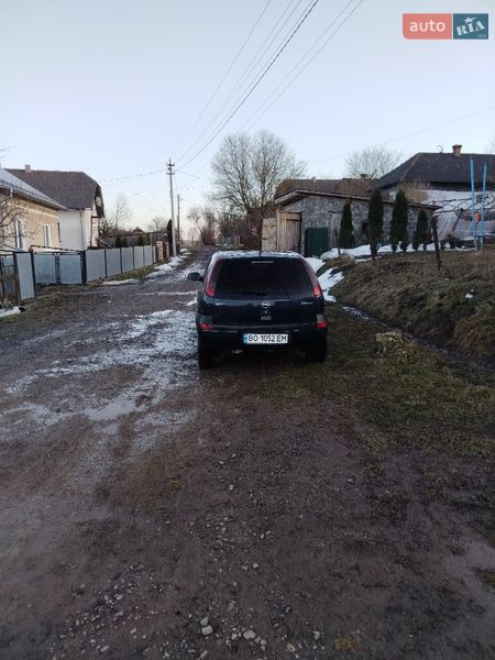 Хетчбек Opel Corsa 2002 в Монастириській