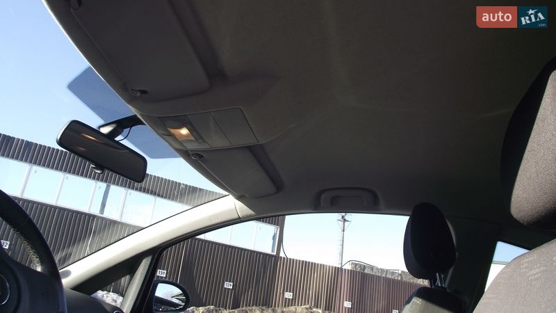 Хэтчбек Opel Corsa 2011 в Житомире