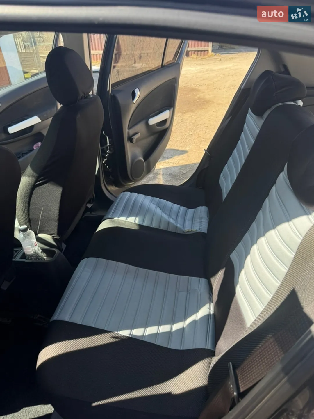 2011 Opel Corsa - мініатюра 16