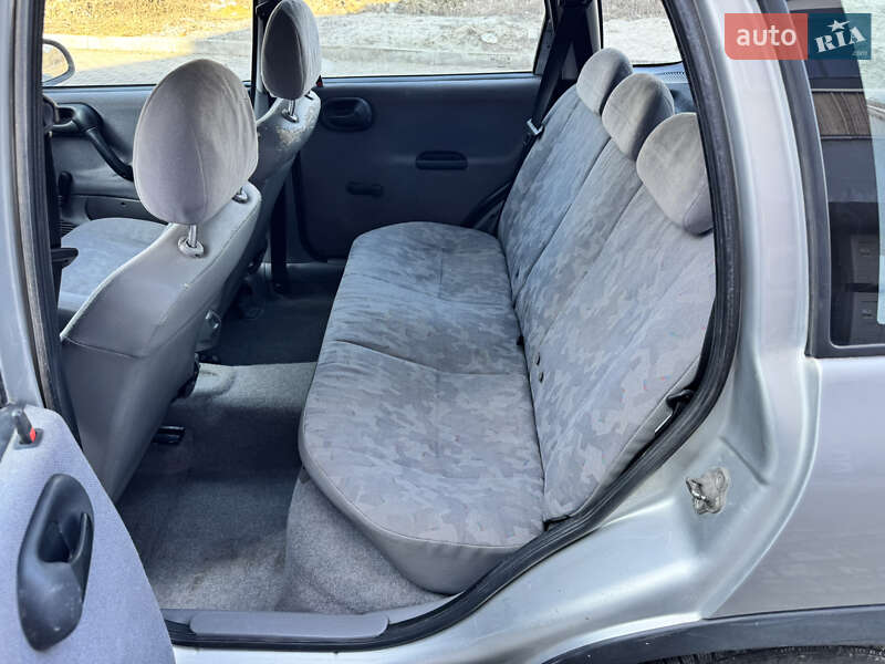 Хэтчбек Opel Corsa 1998 в Ровно