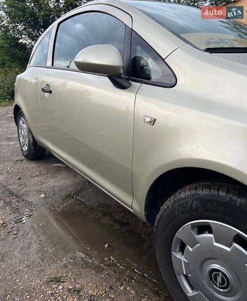 Хэтчбек Opel Corsa 2008 в Белой Церкви