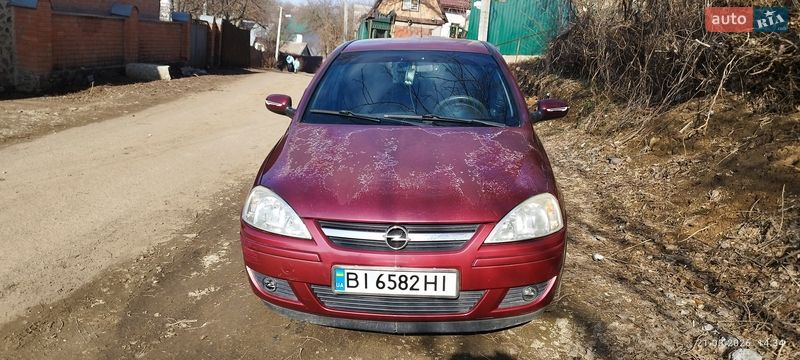 Хетчбек Opel Corsa 2004 в Полтаві