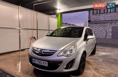 Хетчбек Opel Corsa 2011 в Ладижині
