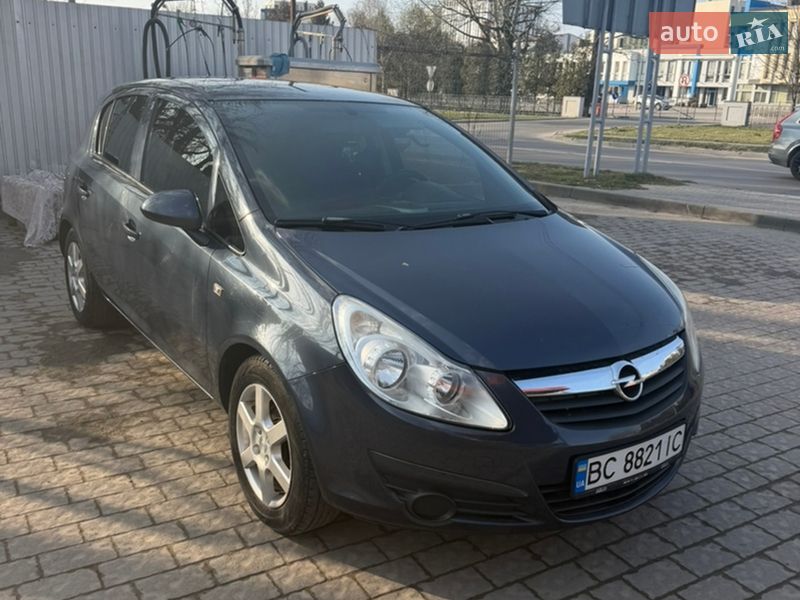 Хэтчбек Opel Corsa 2008 в Львове