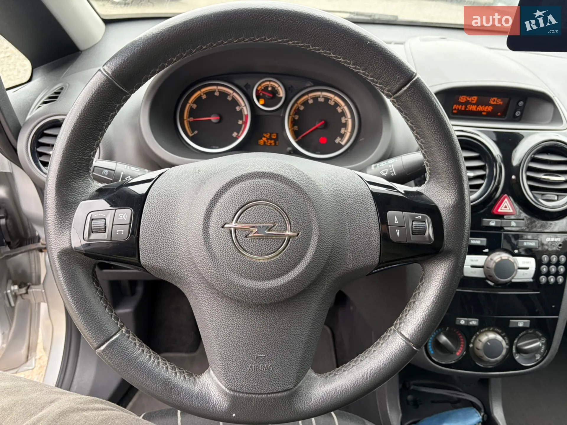 2010 Opel Corsa - мініатюра 10