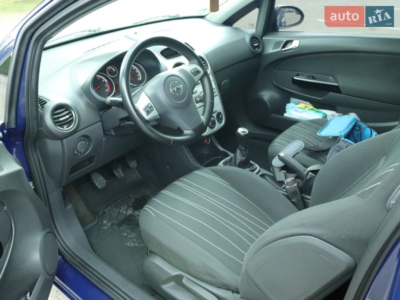 Хэтчбек Opel Corsa 2009 в Луцке фото 39 Хэтчбек Opel Corsa 2009 в Луцке