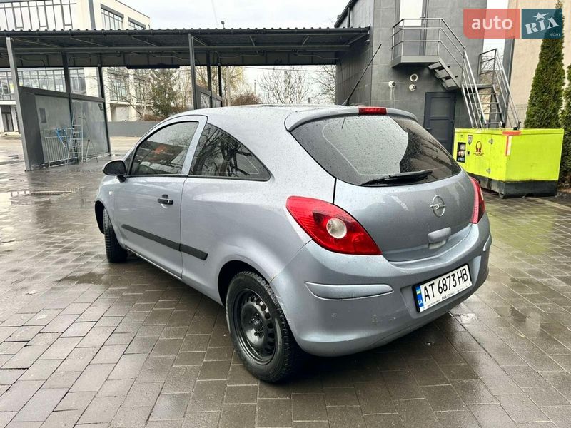 Хэтчбек Opel Corsa 2008 в Ивано-Франковске фото 4 Хэтчбек Opel Corsa 2008 в Ивано-Франковске